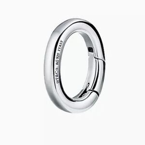 Tiffany & Co. Clasping Link Jump Ring